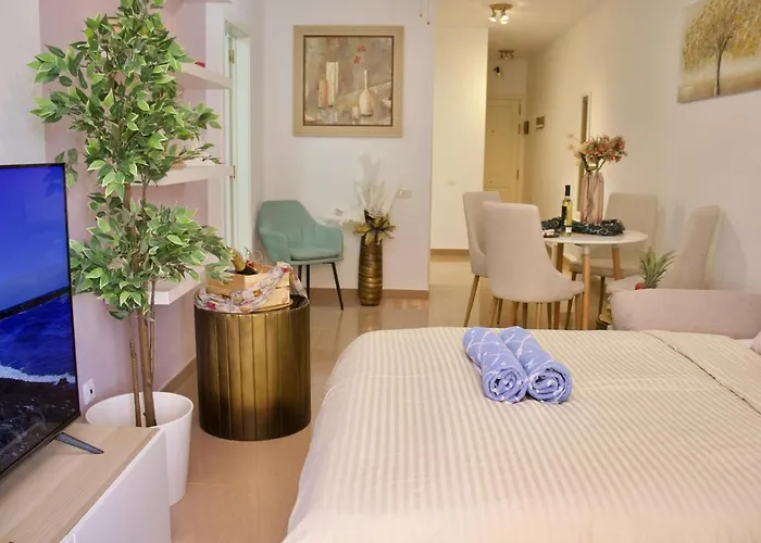 Appartement Duque Beachside Elegance