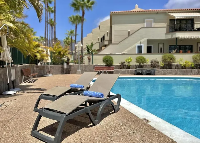 Duque Beachside Elegance Appartement *