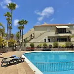 Duque Beachside Elegance * Costa Adeje (Tenerife)
