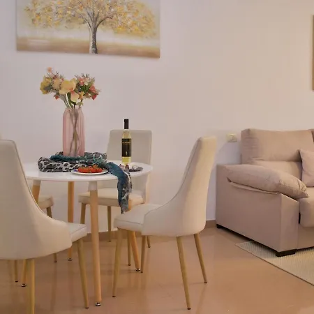 Апартаменты Duque Beachside Elegance *