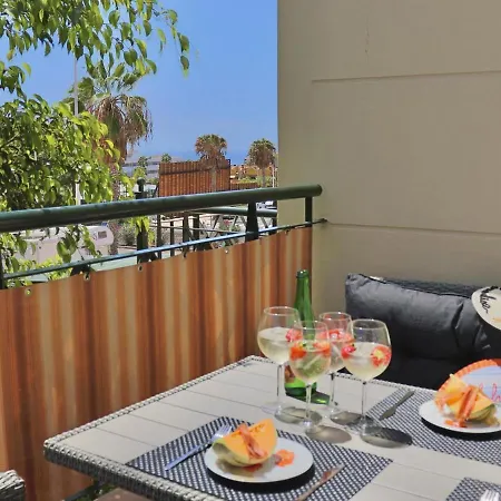 Апартаменты Duque Beachside Elegance *